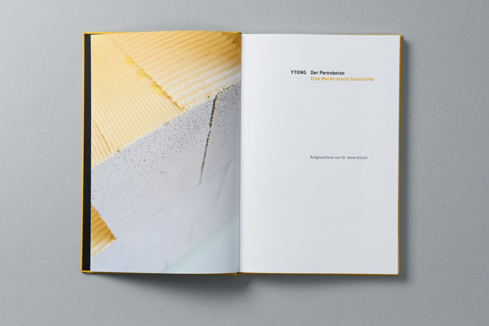 dr_anne_kitsch_buch_yton_bucheinsicht